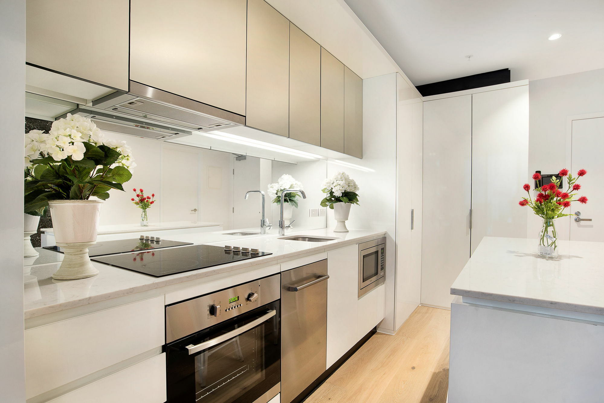 Manhattan Apartment Rose Lane Melbourne Exterior photo